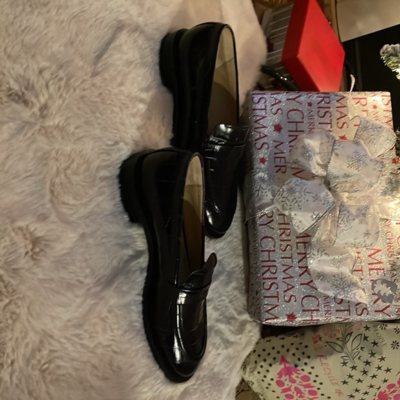 Stuart Weitzman loafer - Picture 6 of 7